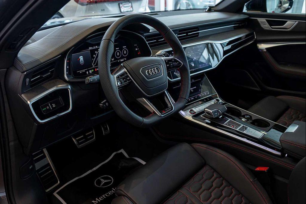 new 2025 Audi RS 6 Avant car, priced at $141,300