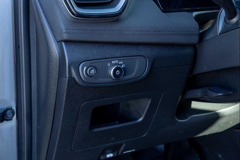 used 2025 Chevrolet TrailBlazer car, priced at $24,250