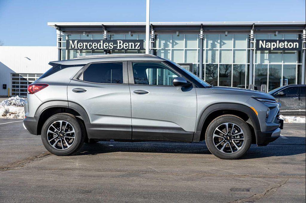 used 2025 Chevrolet TrailBlazer car, priced at $24,250