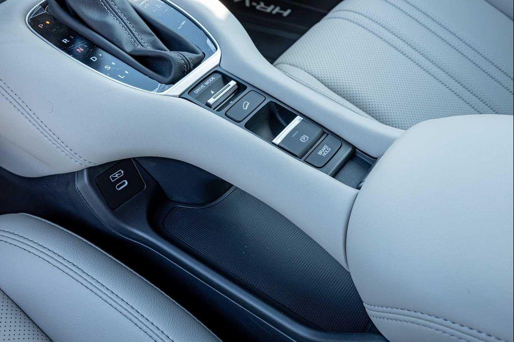 new 2026 Honda HR-V car, priced at $32,000