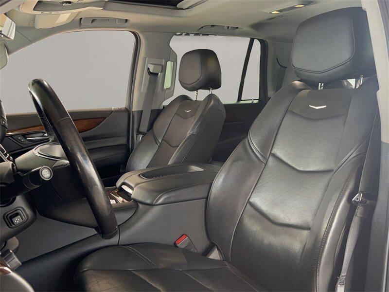 used 2020 Cadillac Escalade car, priced at $31,879