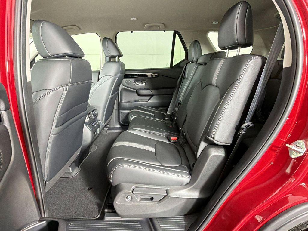 new 2026 Honda Pilot car, priced at $44,114
