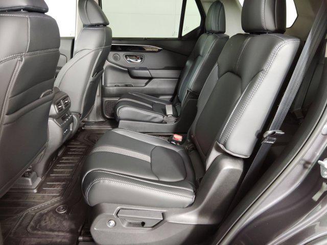 new 2025 Honda Pilot car, priced at $44,872