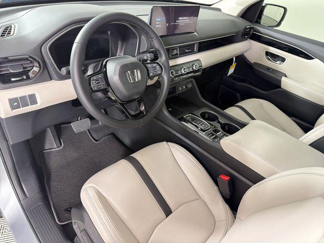 new 2026 Honda Pilot car, priced at $43,556