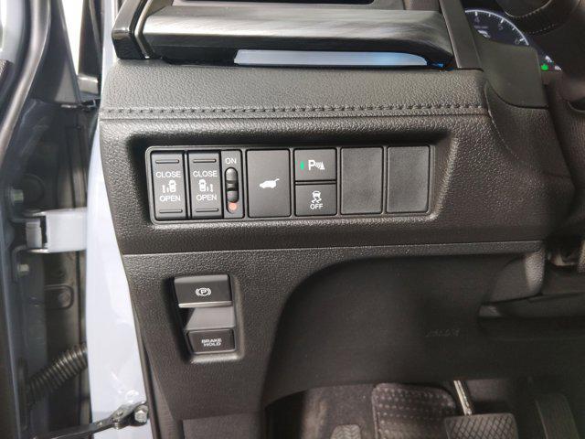 new 2026 Honda Odyssey car, priced at $52,641