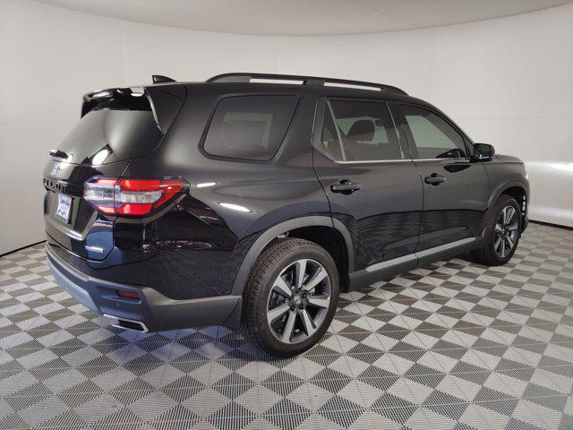 new 2025 Honda Pilot car, priced at $47,821