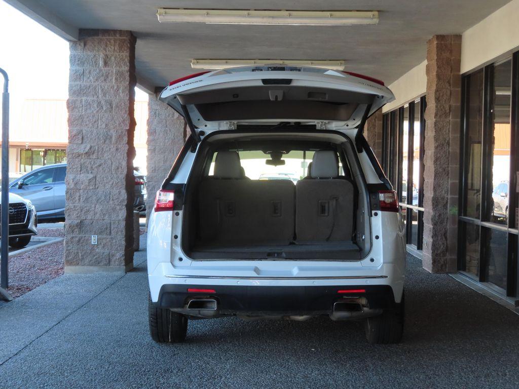 used 2021 Chevrolet Traverse car, priced at $19,995