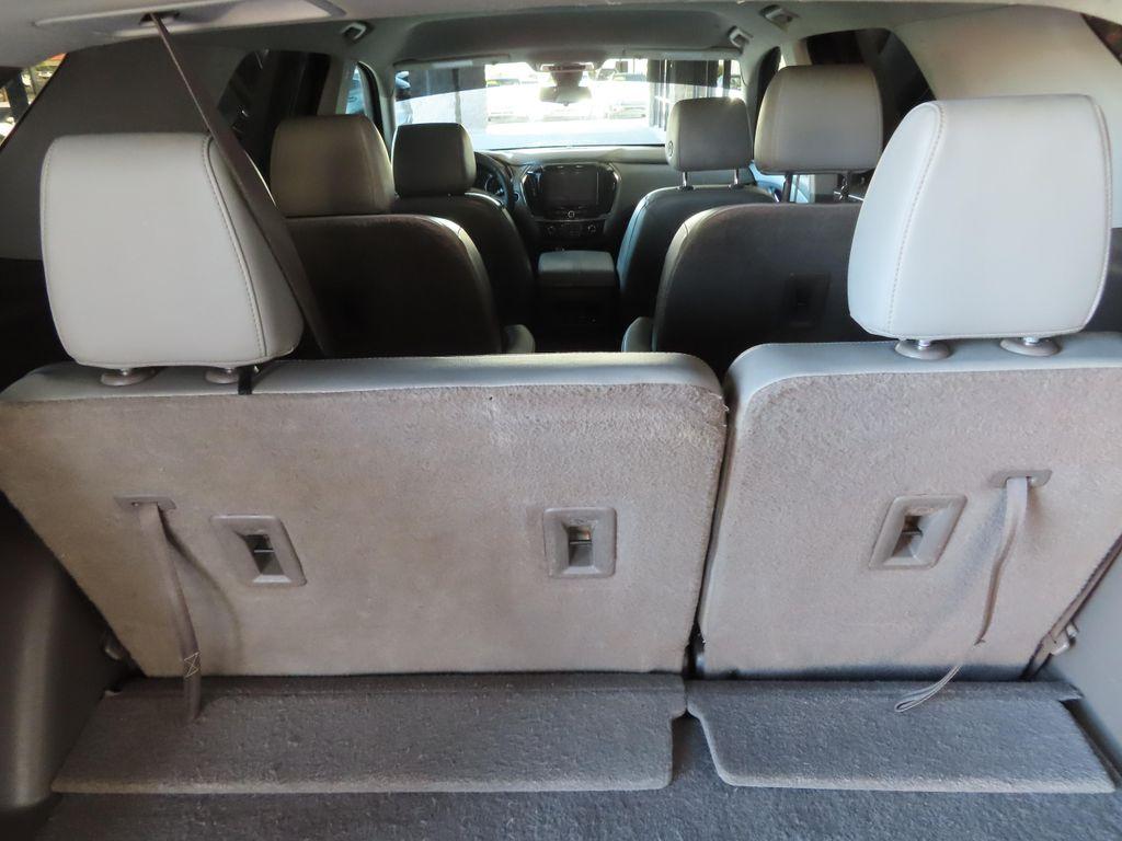 used 2021 Chevrolet Traverse car, priced at $19,995
