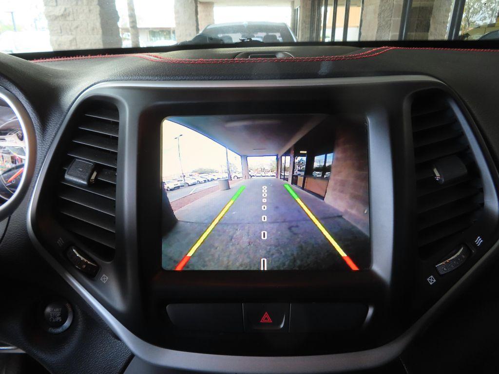 used 2015 Jeep Cherokee car, priced at $9,995