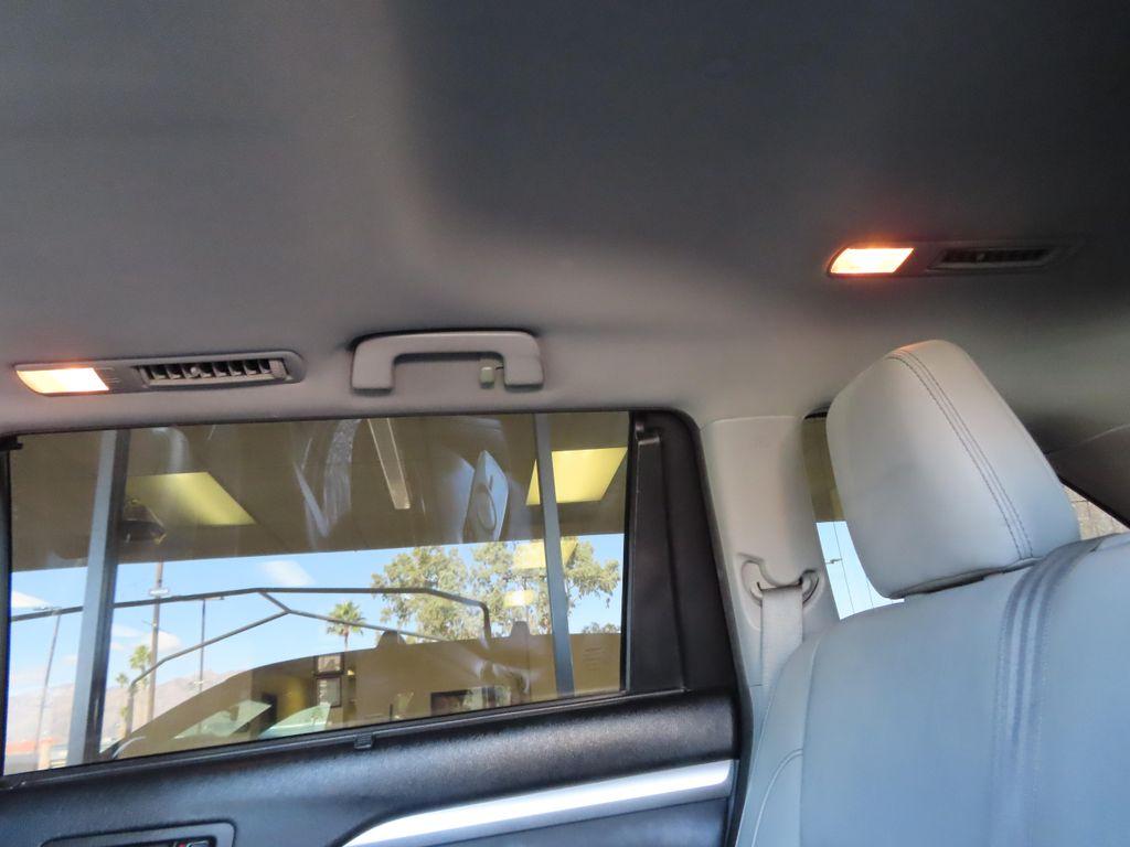 used 2014 Toyota Highlander car, priced at $14,995