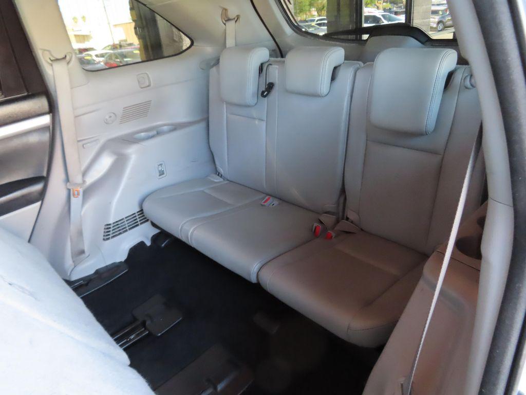 used 2014 Toyota Highlander car, priced at $14,995