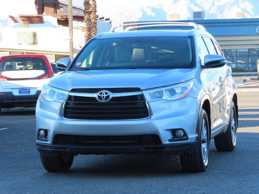 used 2014 Toyota Highlander car, priced at $14,995