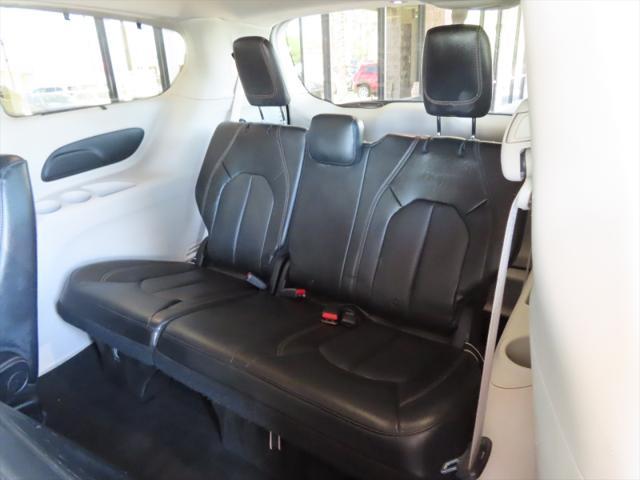 used 2018 Chrysler Pacifica car, priced at $13,995