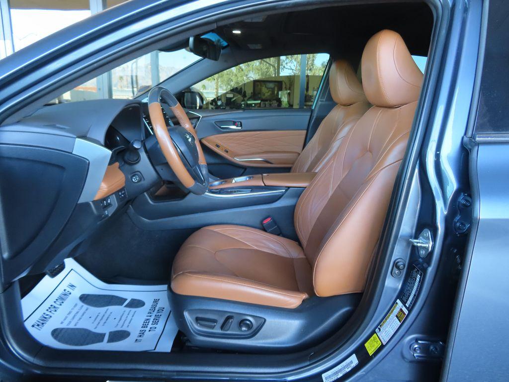 used 2020 Toyota Avalon Hybrid car, priced at $24,995