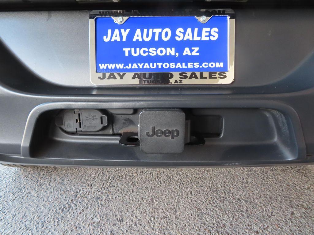 used 2014 Jeep Cherokee car, priced at $8,995