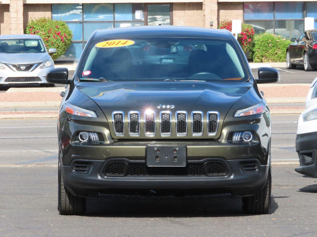 used 2014 Jeep Cherokee car, priced at $8,995