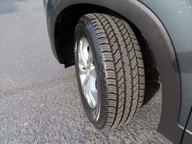 used 2020 Hyundai Santa Fe car, priced at $19,995