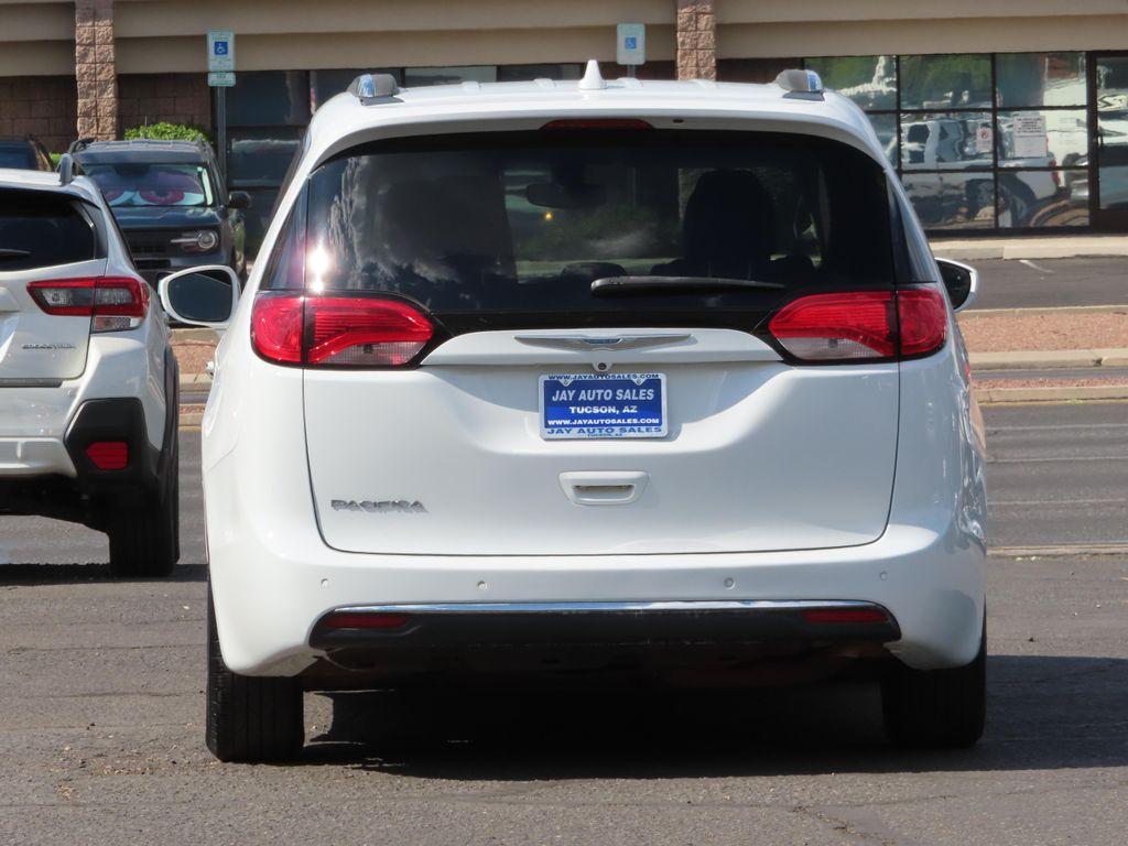used 2018 Chrysler Pacifica car, priced at $15,995