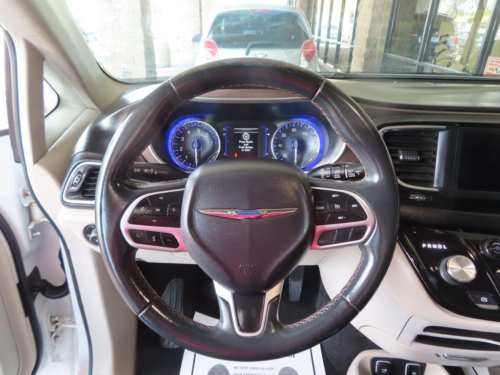 used 2018 Chrysler Pacifica car, priced at $15,995