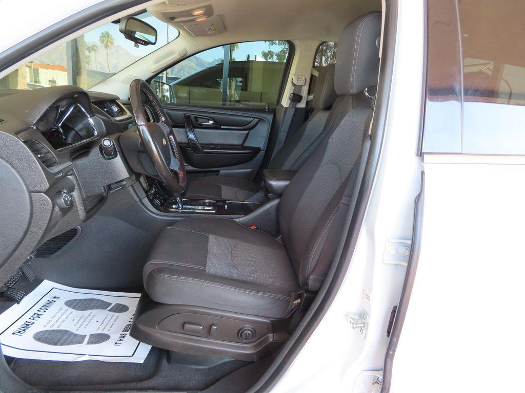 used 2017 Chevrolet Traverse car, priced at $9,995