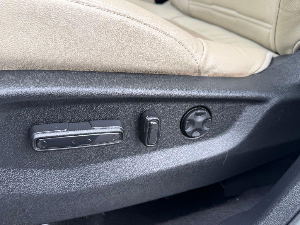used 2019 Honda CR-V car, priced at $21,975