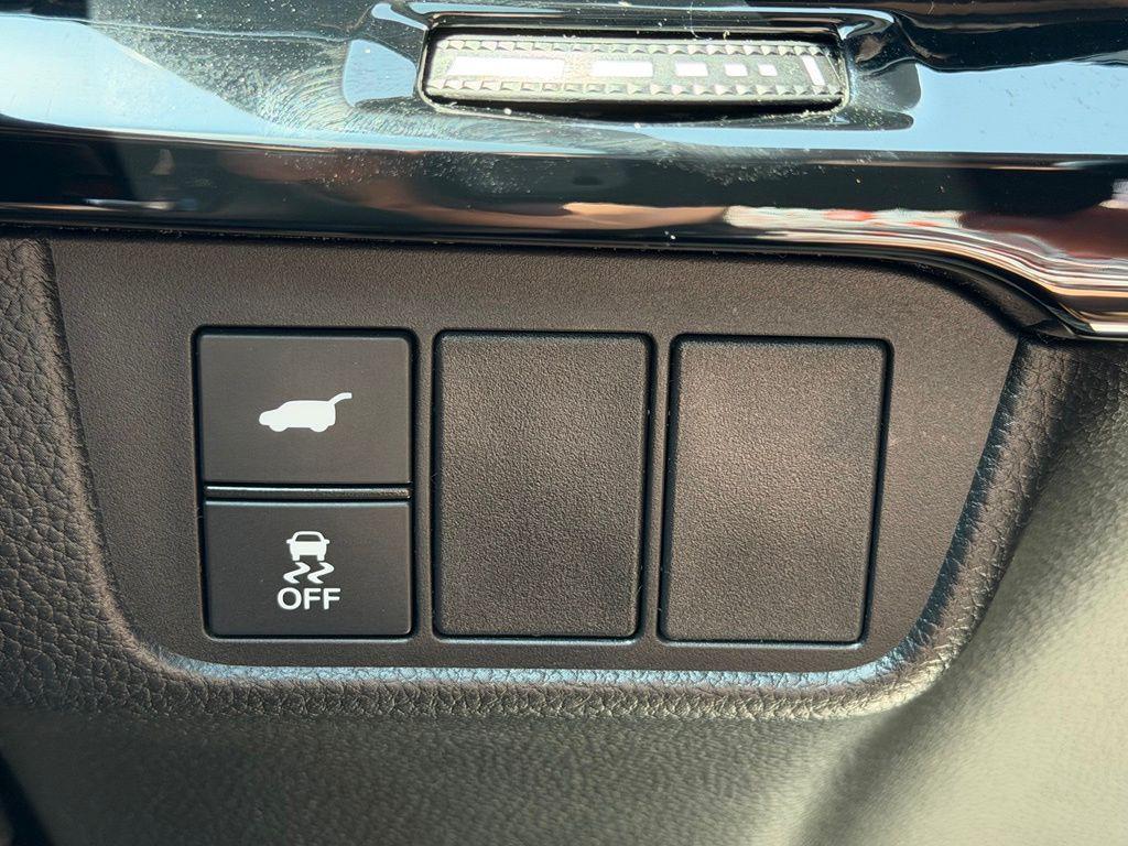 used 2023 Honda CR-V car, priced at $32,465