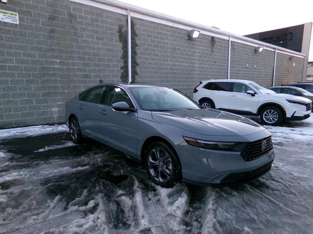 new 2025 Honda Accord Hybrid car, priced at $35,090