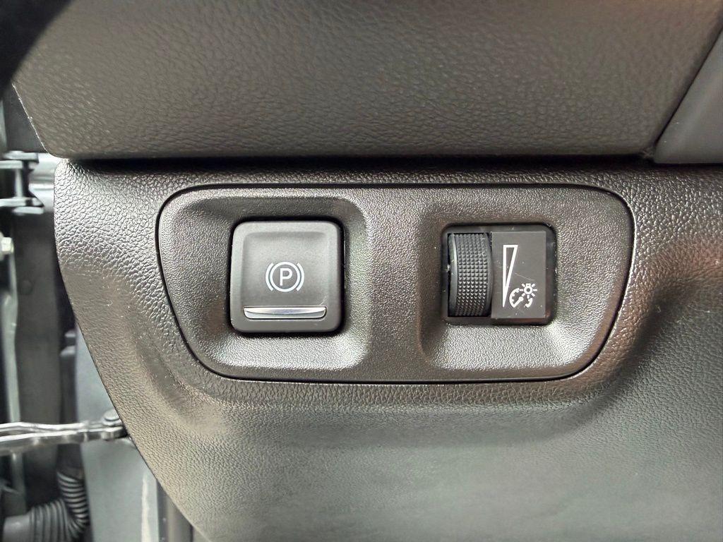 used 2023 GMC Acadia car, priced at $28,645