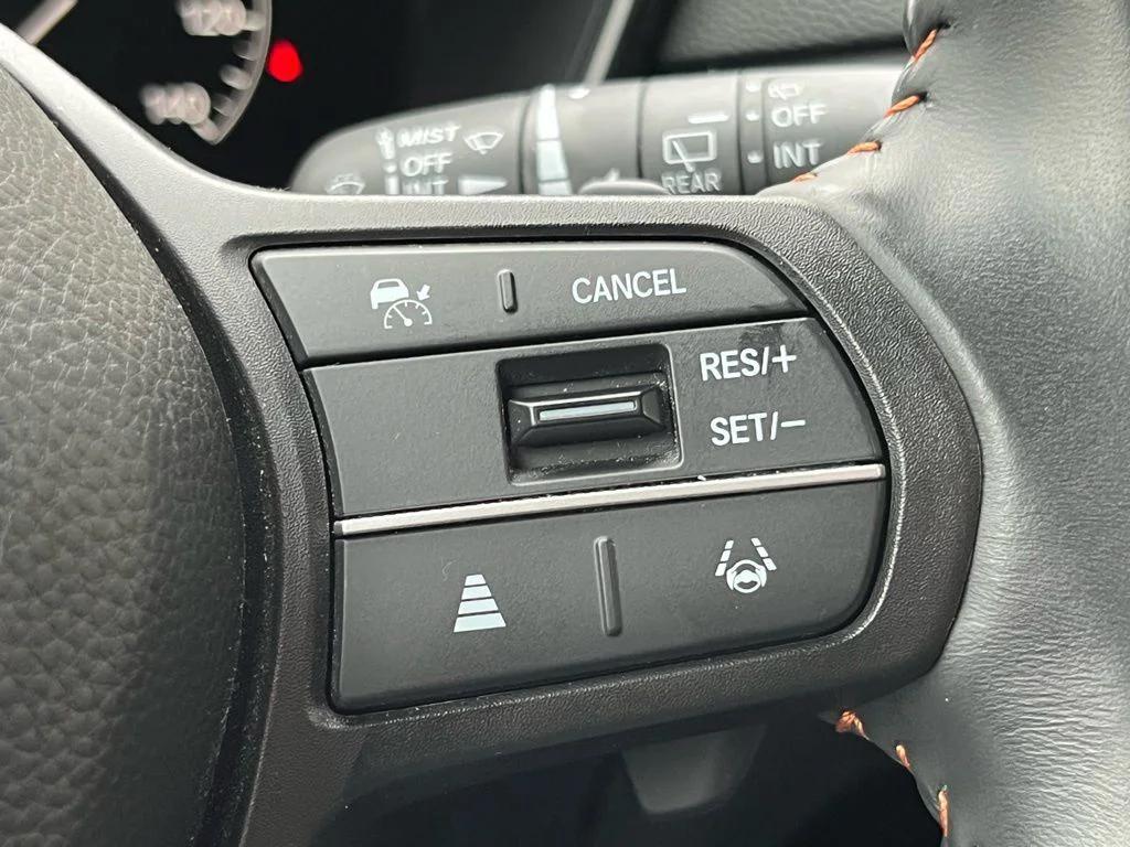 used 2023 Honda CR-V Hybrid car, priced at $30,975