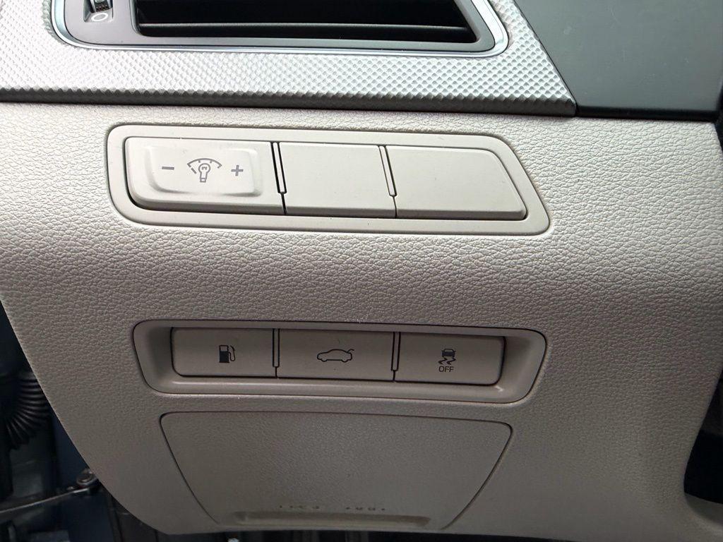 used 2016 Hyundai Sonata Hybrid car, priced at $12,975