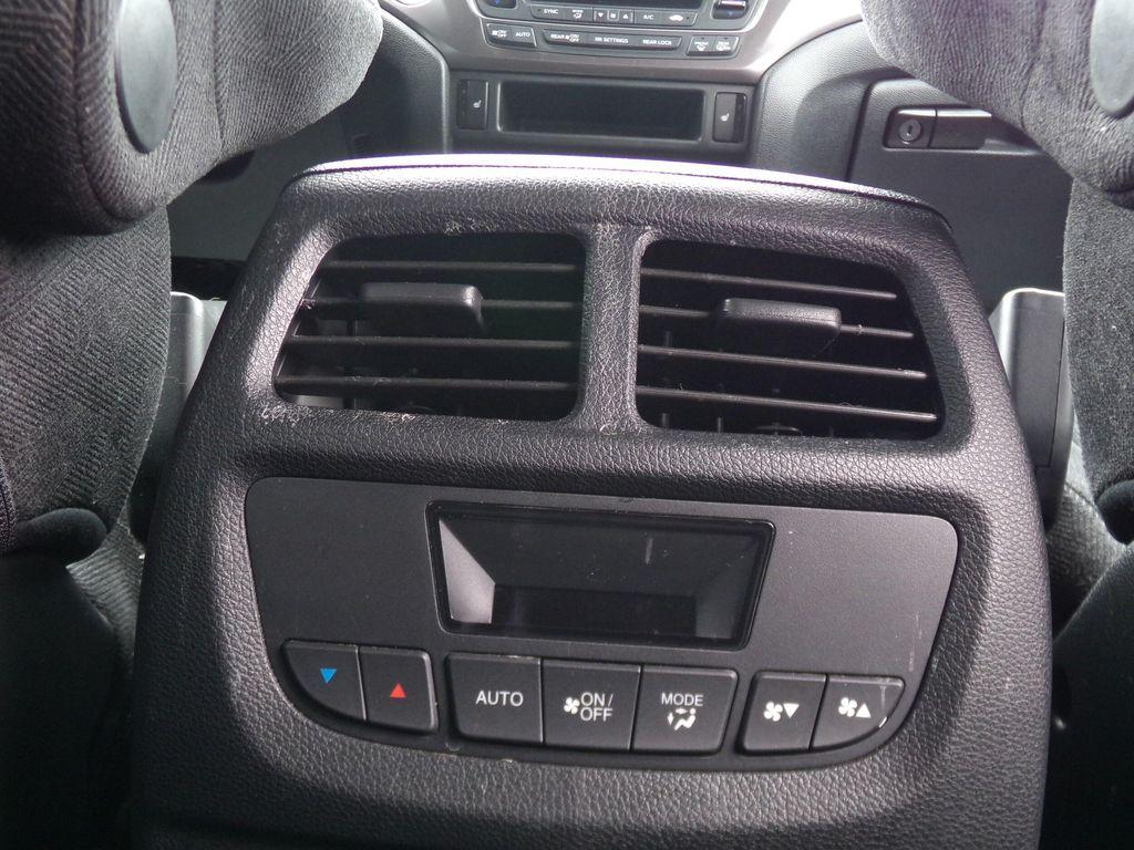 used 2022 Honda Pilot car, priced at $29,999