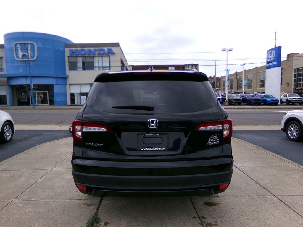 used 2022 Honda Pilot car, priced at $29,999