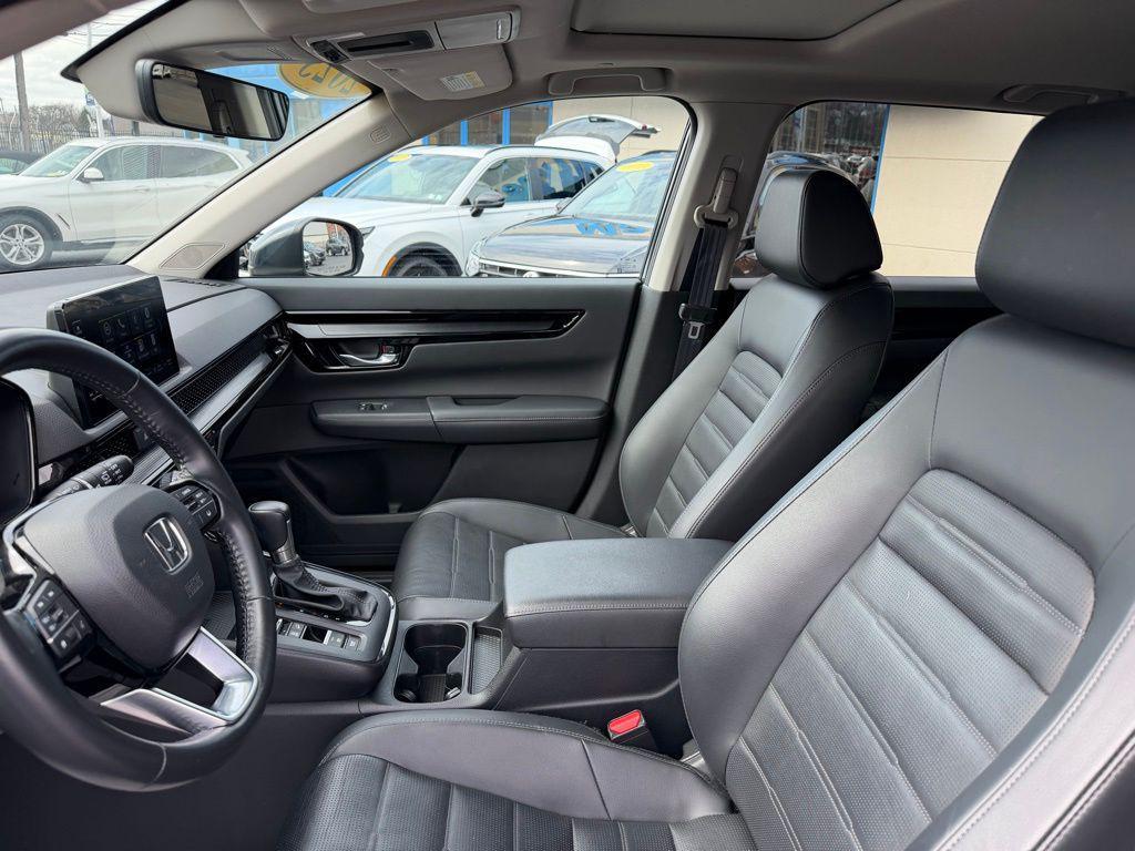 used 2023 Honda CR-V car, priced at $29,455