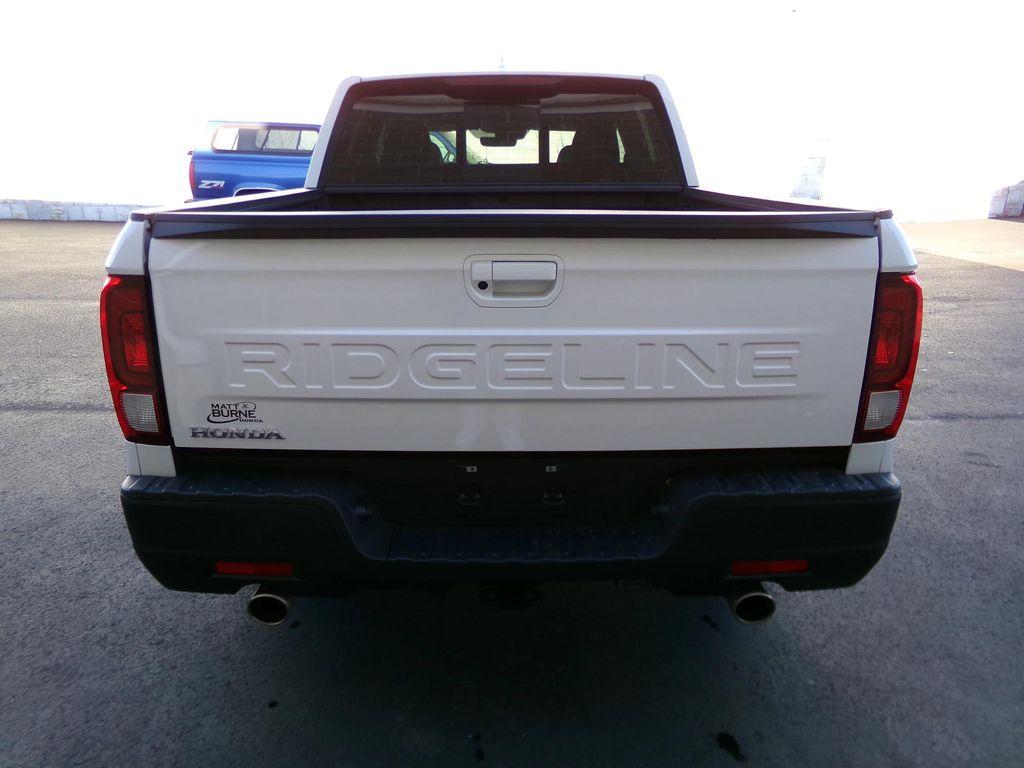 new 2025 Honda Ridgeline car, priced at $41,885