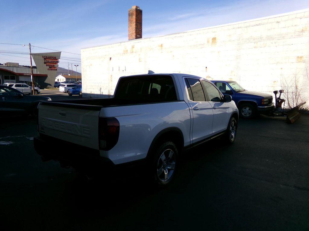 new 2025 Honda Ridgeline car, priced at $41,885