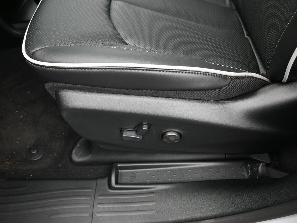 new 2026 Chrysler Pacifica car, priced at $42,018