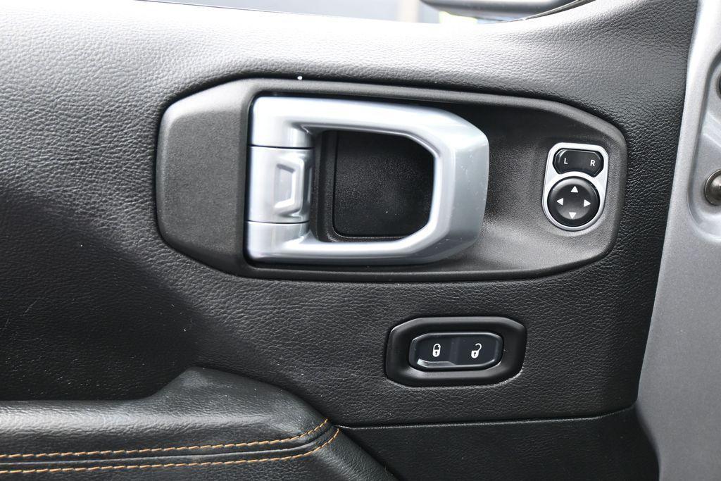 used 2021 Jeep Wrangler Unlimited car, priced at $35,000