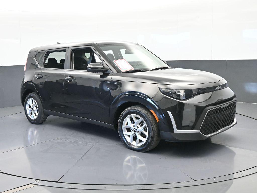 used 2023 Kia Soul car, priced at $16,212