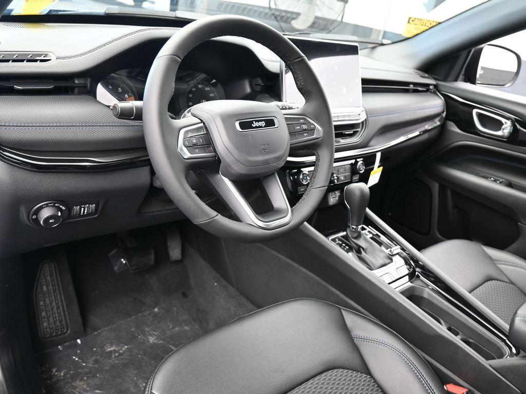 new 2026 Jeep Compass car, priced at $31,805