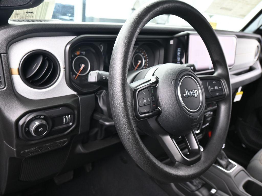 new 2026 Jeep Wrangler car, priced at $40,003