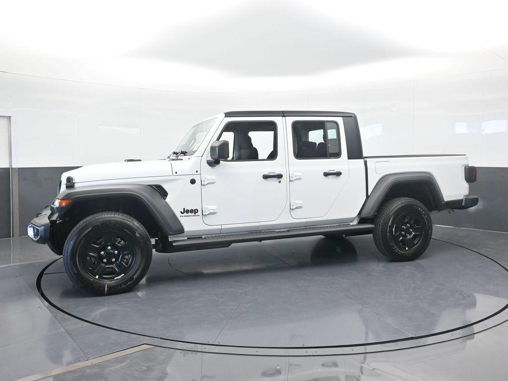 new 2026 Jeep Gladiator car, priced at $37,972