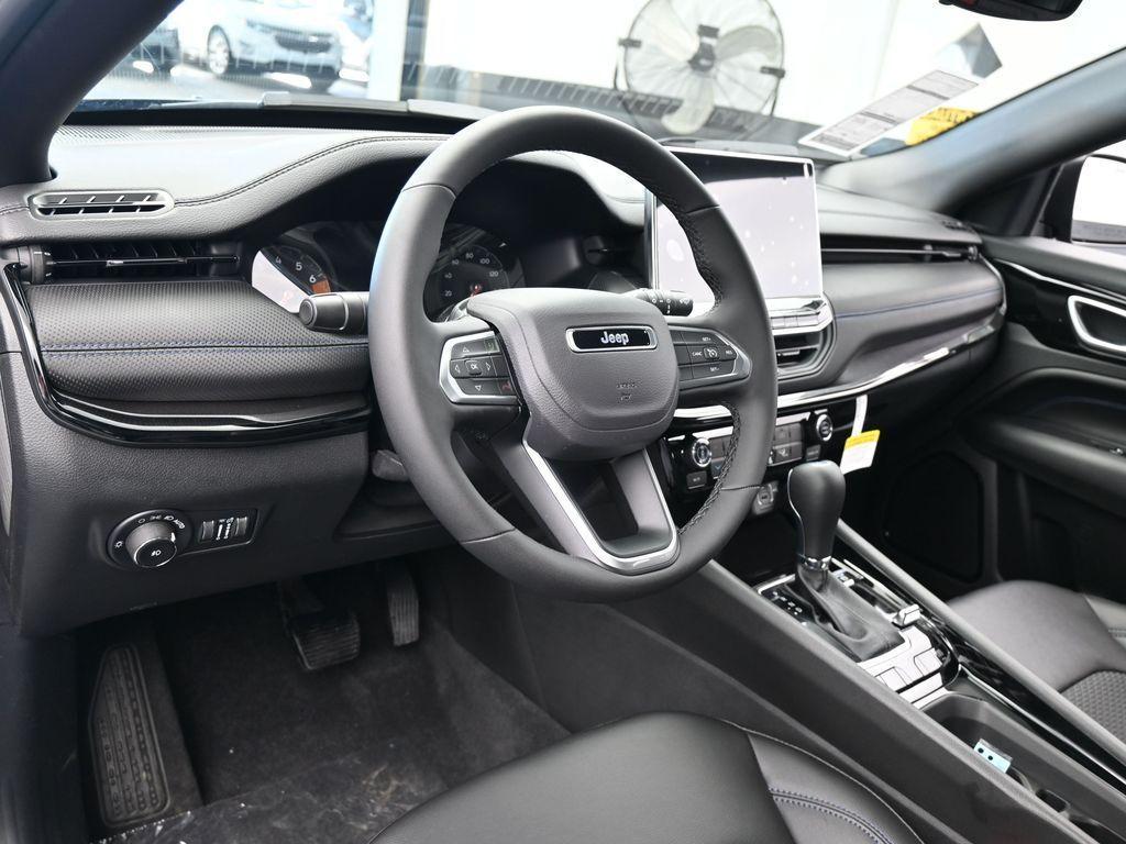 new 2026 Jeep Compass car, priced at $32,805