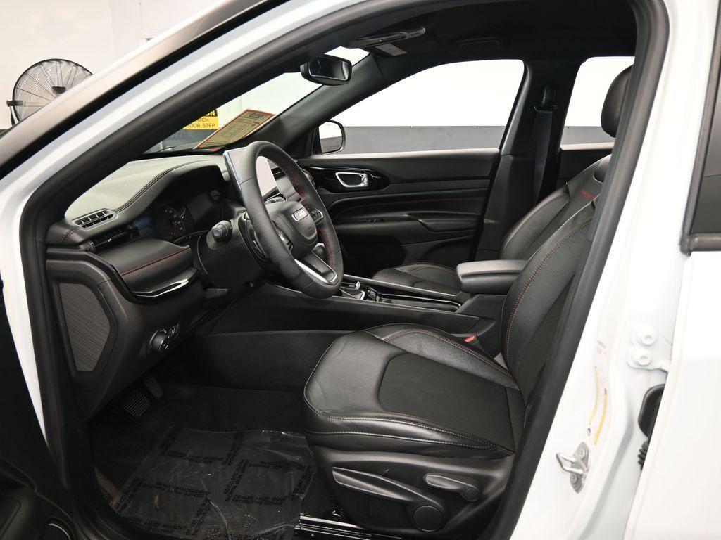 used 2023 Jeep Compass car, priced at $20,899