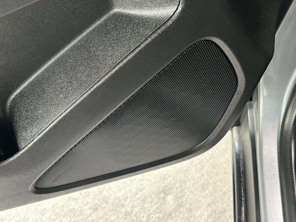 used 2024 Chevrolet Equinox car, priced at $14,995