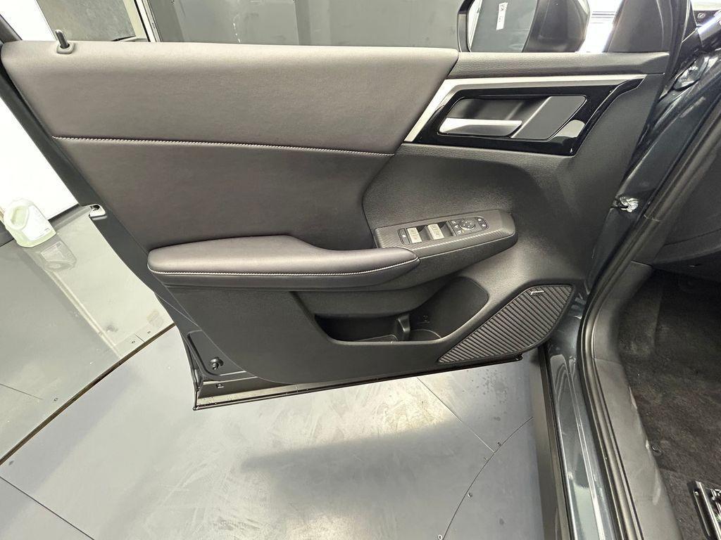 new 2026 Mitsubishi Outlander car, priced at $35,980