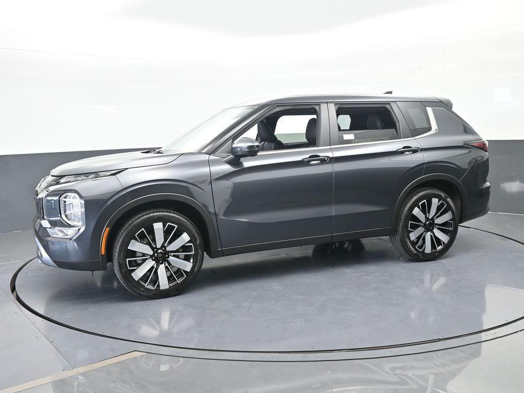 new 2026 Mitsubishi Outlander car, priced at $35,980