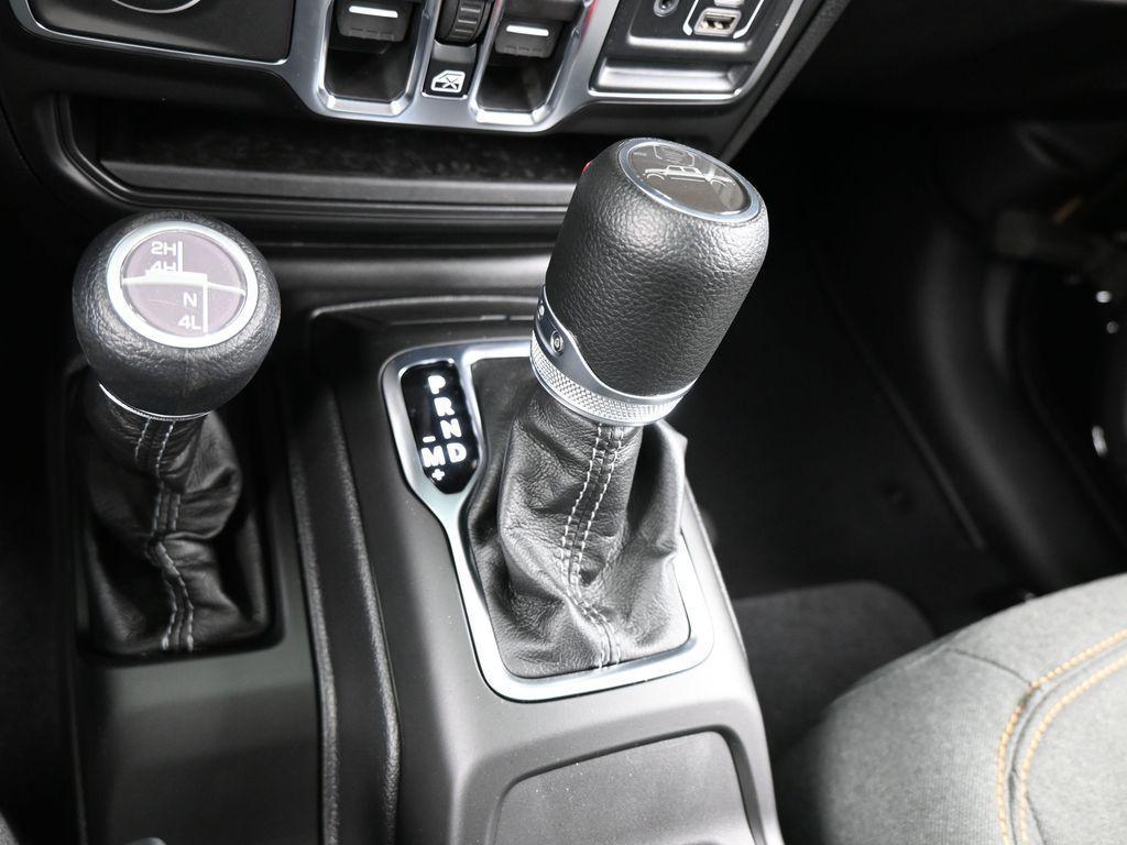 new 2026 Jeep Gladiator car, priced at $44,265