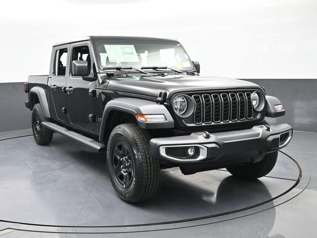 new 2026 Jeep Gladiator car, priced at $44,265