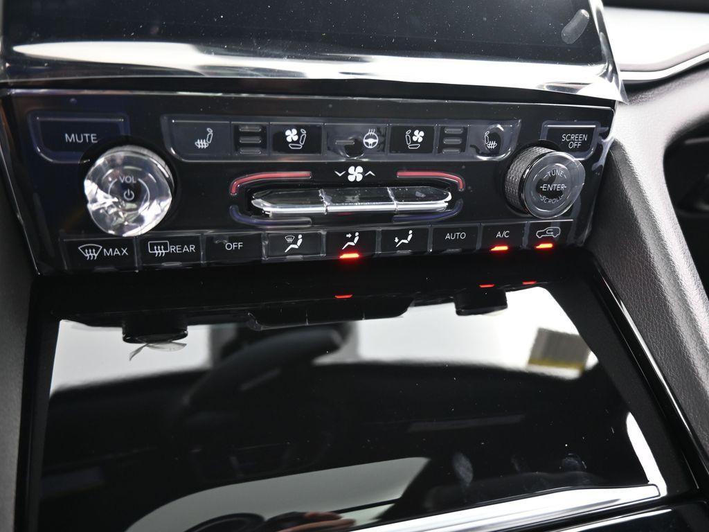 new 2025 Jeep Grand Cherokee L car