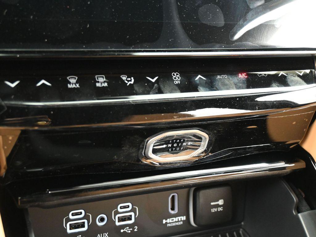 new 2026 Jeep Grand Cherokee L car, priced at $58,404